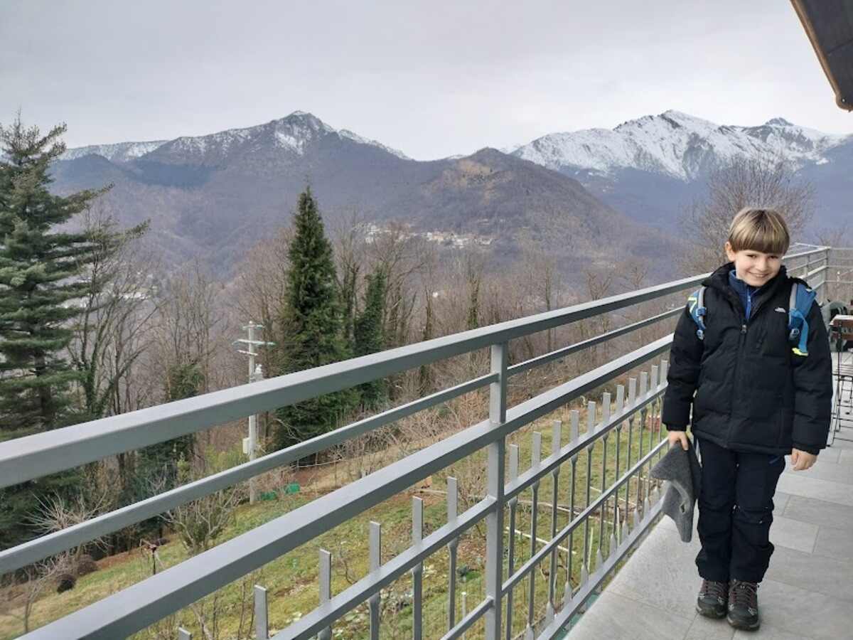 vista dal balcone di trekkers house